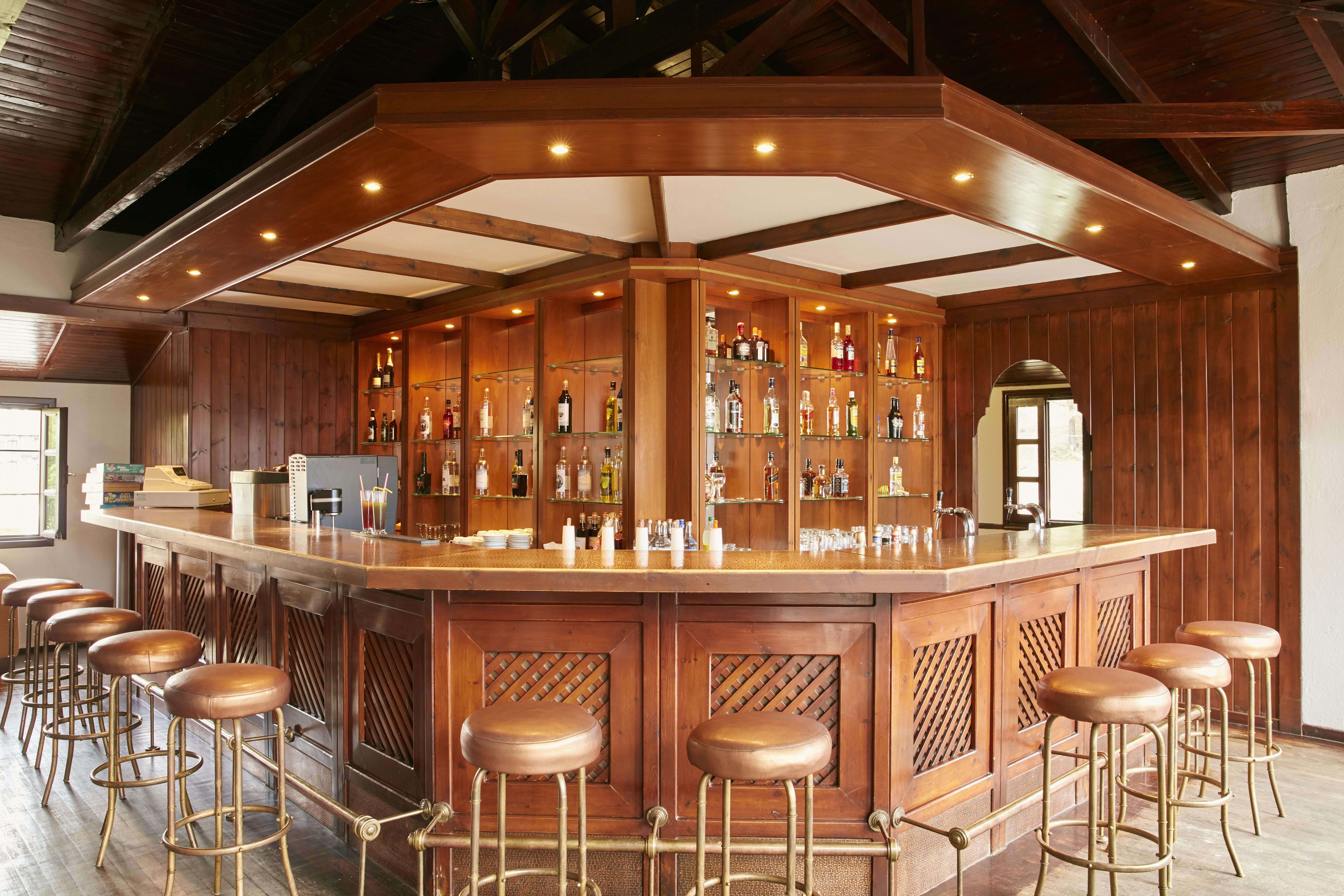 Simantro Resort Sani  Buitenkant foto A bar