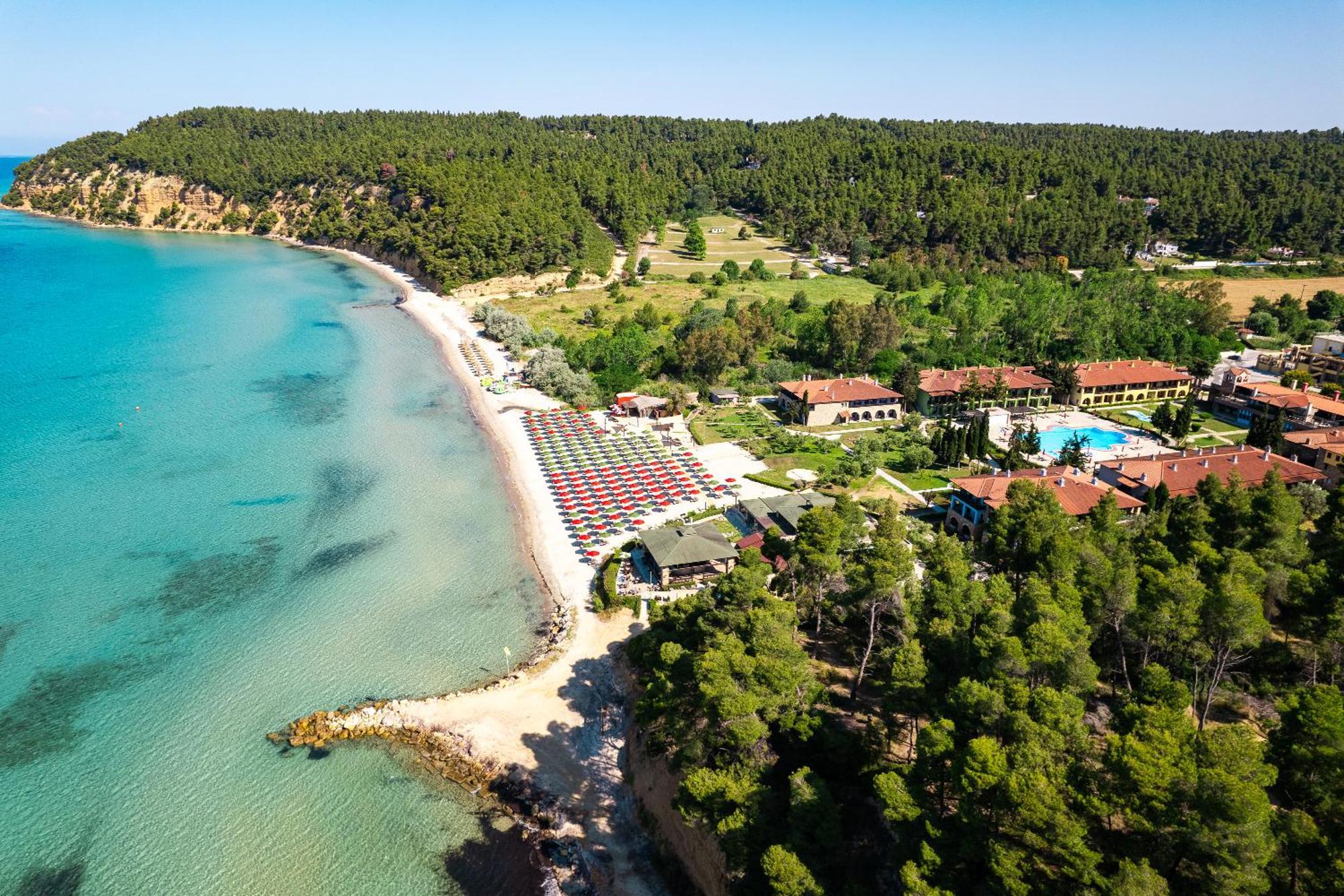 Simantro Resort Sani  Buitenkant foto Aerial view of the resort