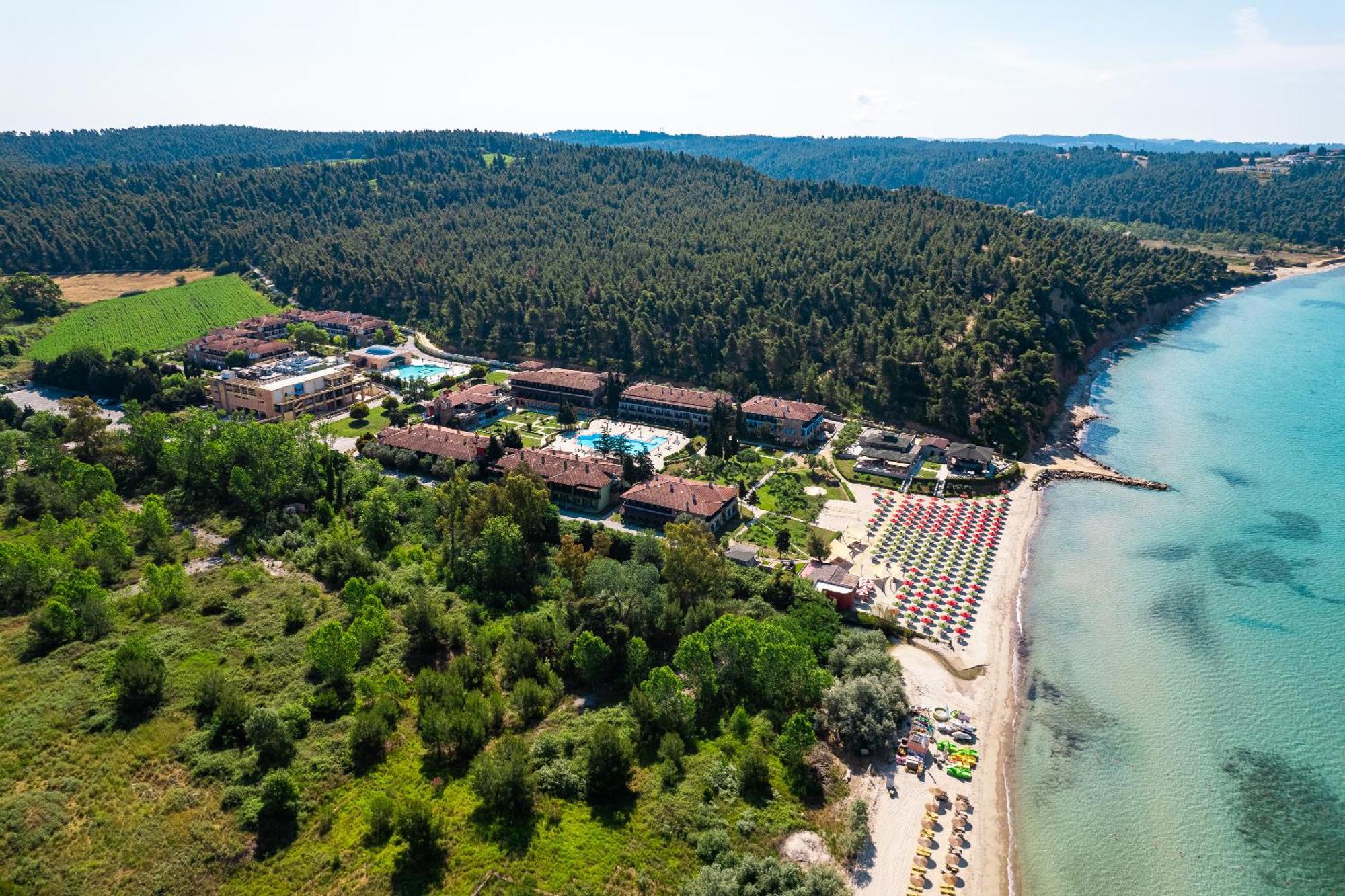 Simantro Resort Sani  Buitenkant foto Aerial view of the resort