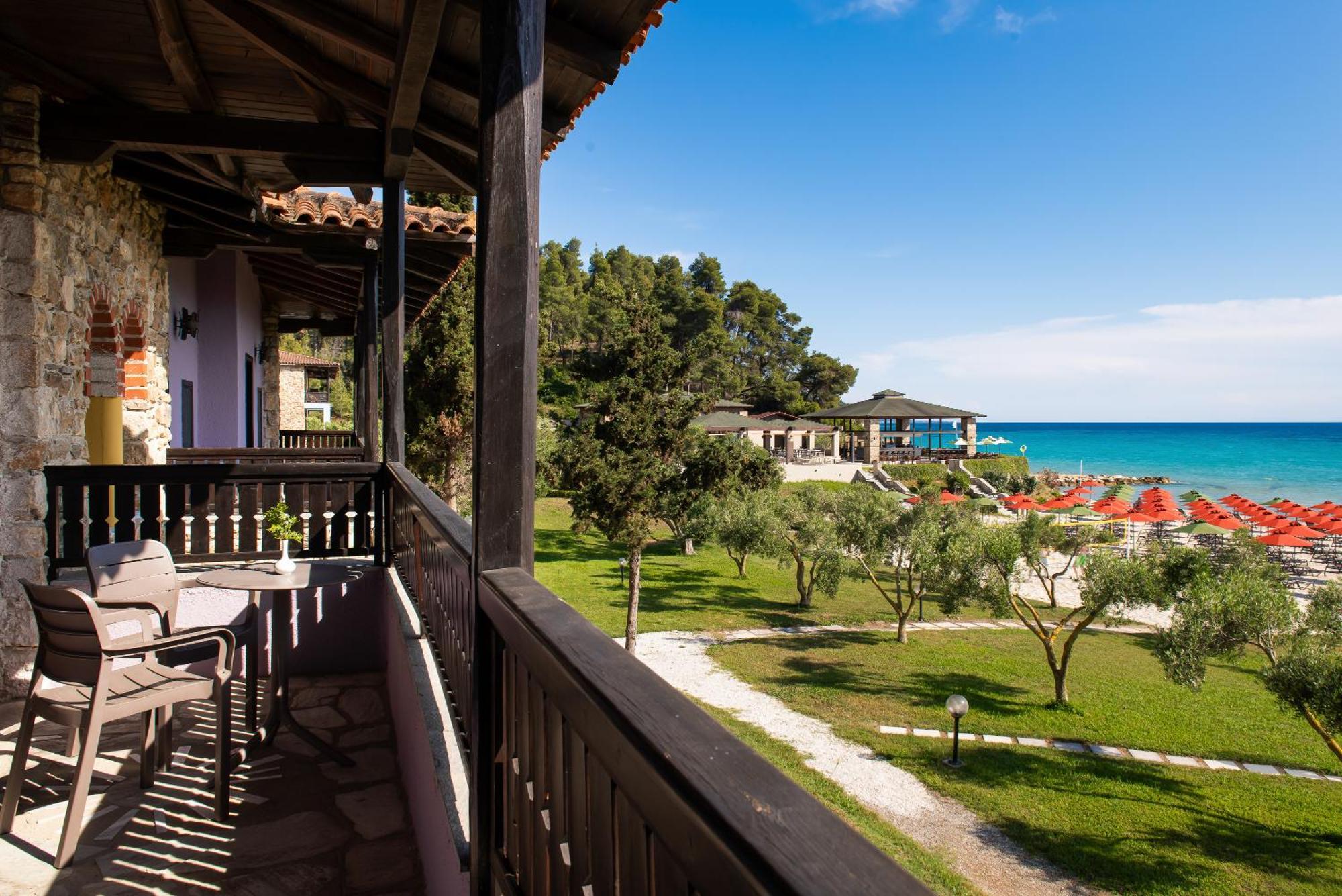 Simantro Resort Sani  Buitenkant foto View from the hotel